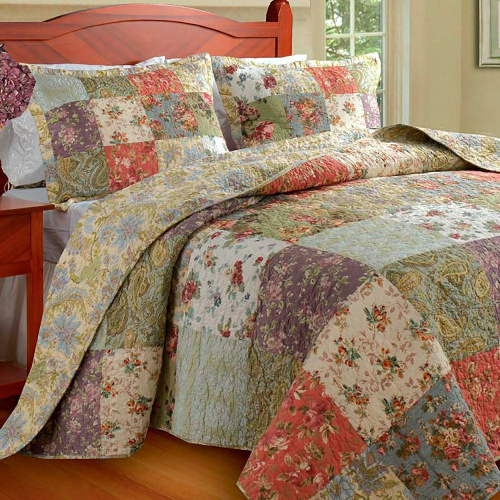 Plow & Hearth Wildflower Patchwork Bedspread