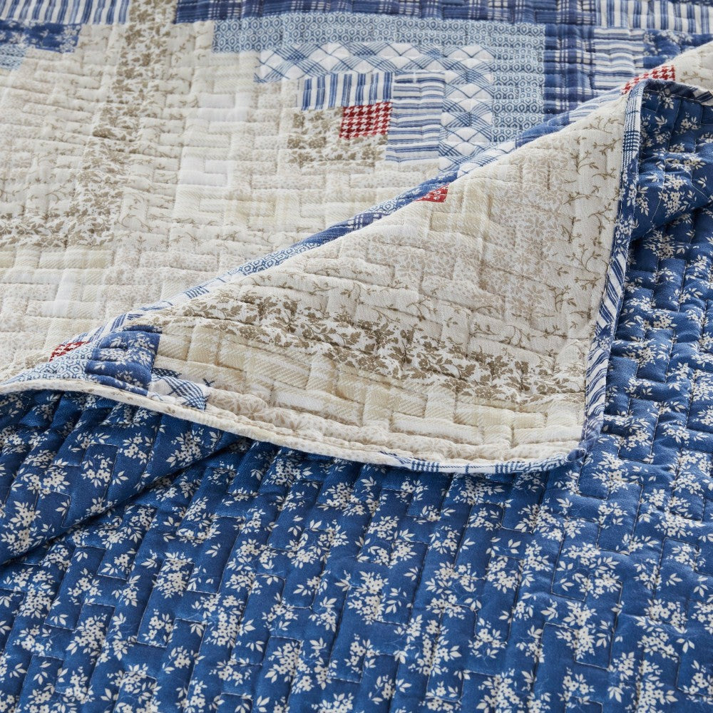 Plow & Hearth Cottage Cabin Reversible Bedding