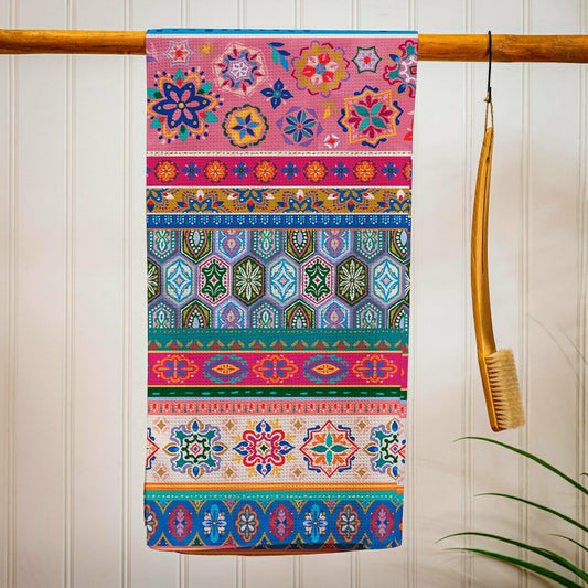 Plow & Hearth Geometric Tapestry Quick Dry Towel and Matching Carrying Case, 60" x 3