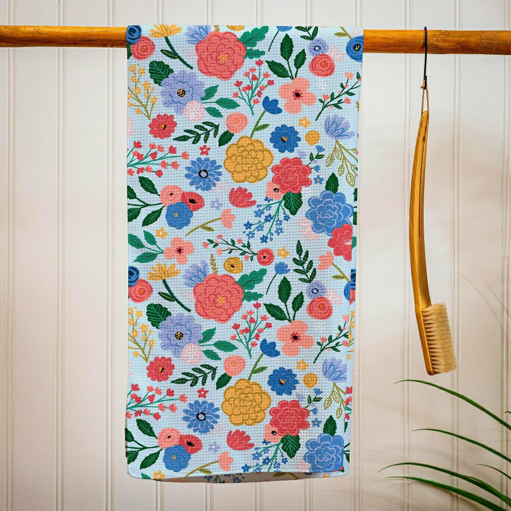 Plow & Hearth Bursting Blossoms Quick Dry Towel and Matching Carrying Case, 60" x 30