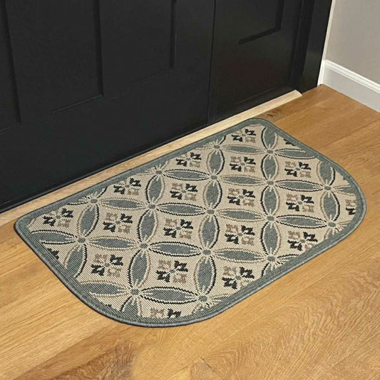 Plow & Hearth Concentric Polypropylene Rug, 23"x36"