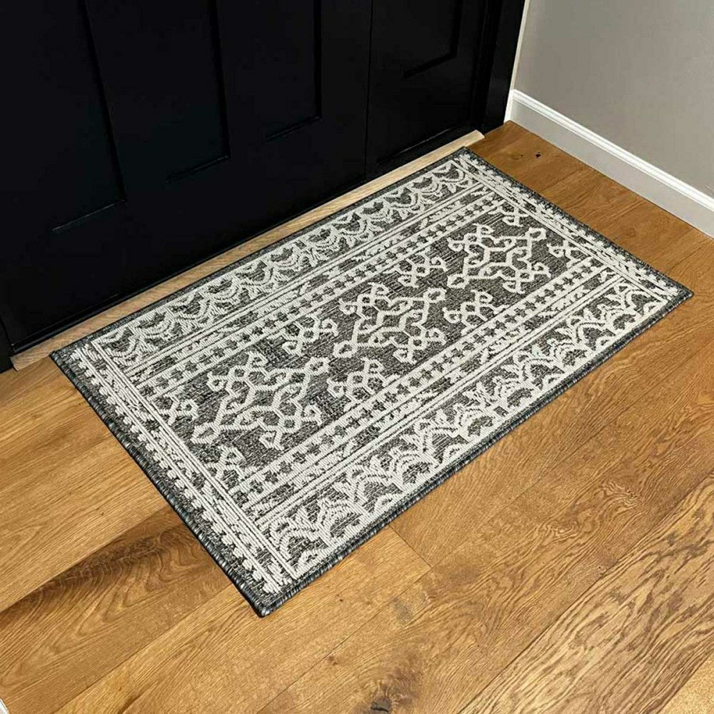 Plow & Hearth Fallon Polypropylene Rug, 28"x46"