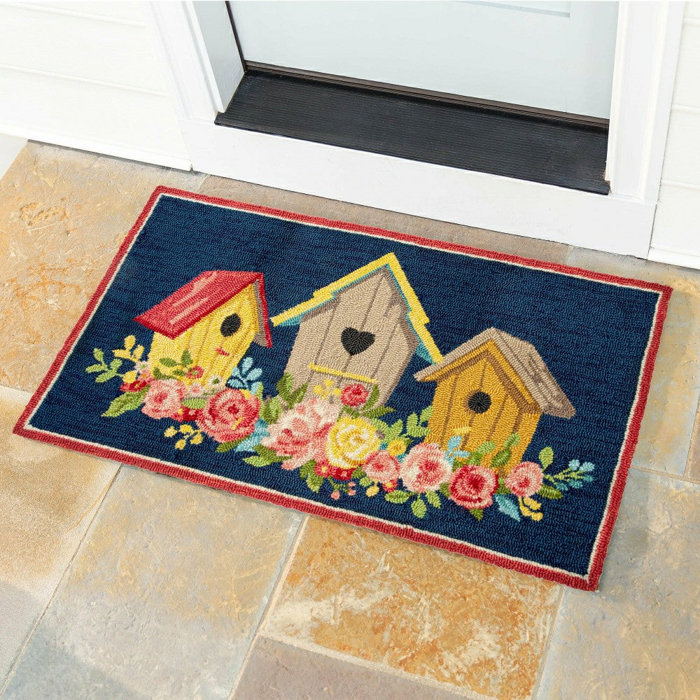 Plow & Hearth Indoor/Outdoor Birdhouse Hooked Polypropylene Accent Rug 24"x42"