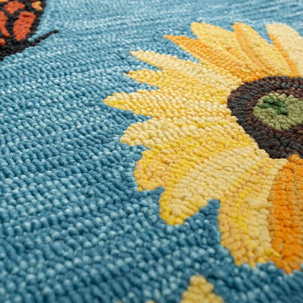 Plow & Hearth Indoor/Outdoor Sunflower and Butterfly Hooked Polypropylene Accent Rug