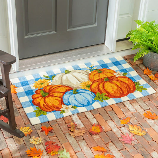 Plow & Hearth Indoor/Outdoor Pumpkin Patch Polypropylene Accent Rug 24"x42"