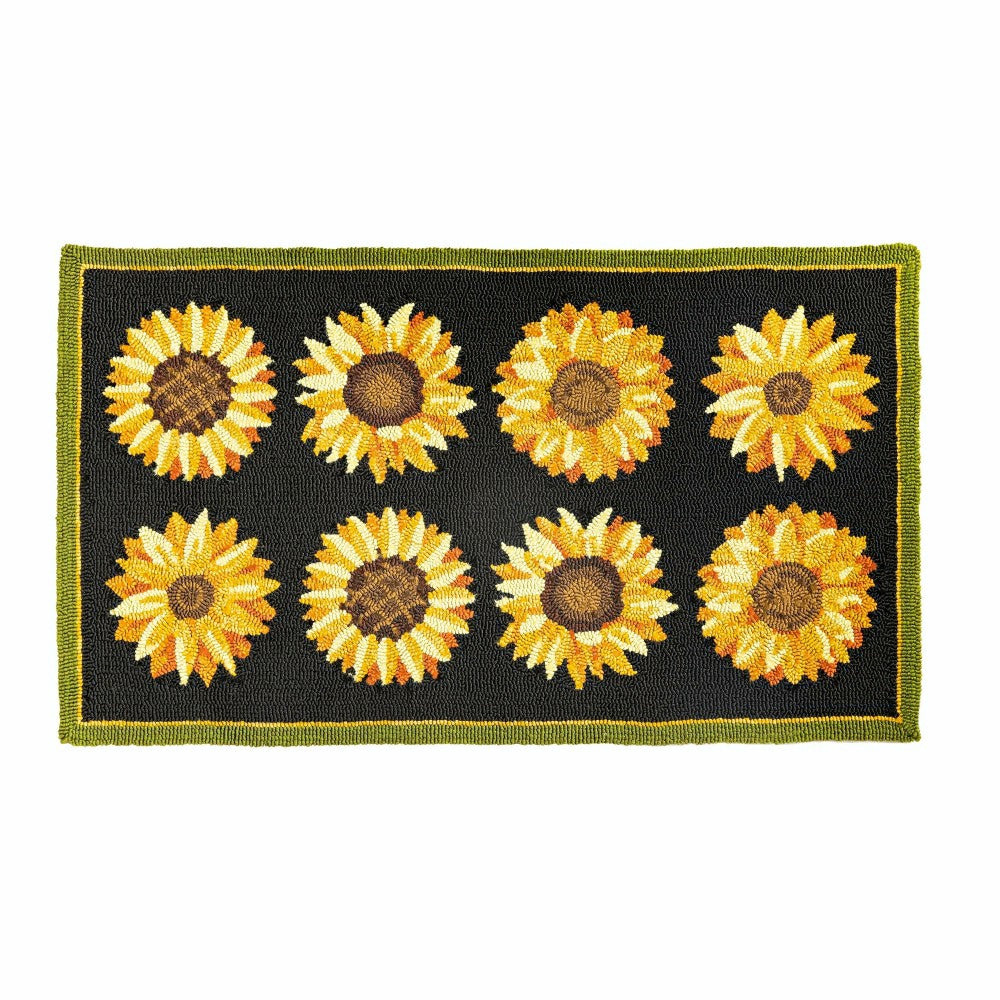 Plow & Hearth Indoor/Outdoor Sunflower Fields Hand-Hooked Polypropylene Accent Rug