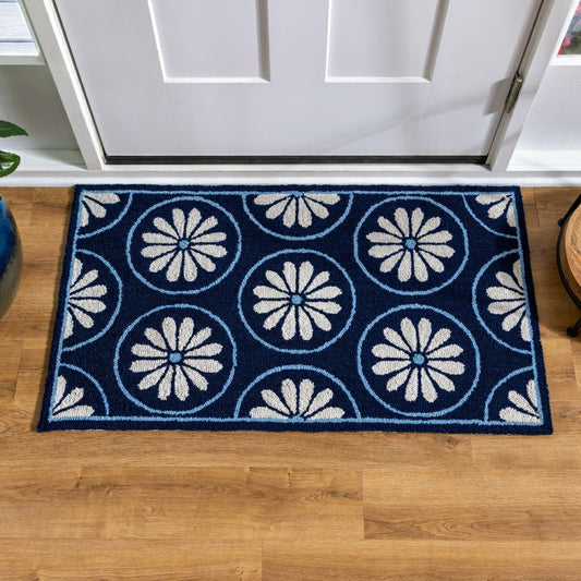 Plow & Hearth Blue Coastal Indoor/Outdoor Hooked Rug 24"x42"