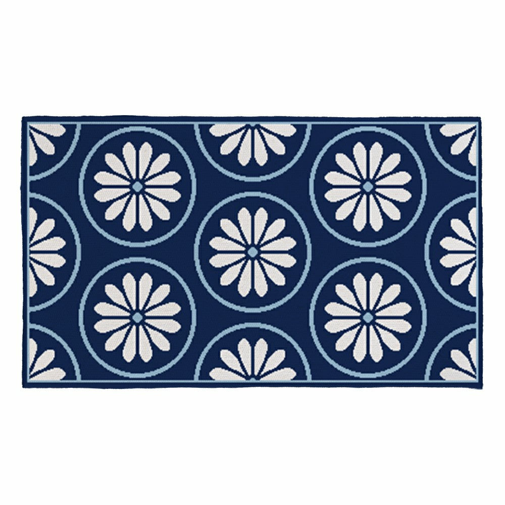 Plow & Hearth Blue Coastal Indoor/Outdoor Hooked Rug 24"x42"