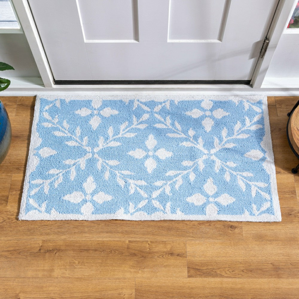 Plow & Hearth Light Blue Diamonds Indoor/Outdoor Hooked Rug 24"x42"