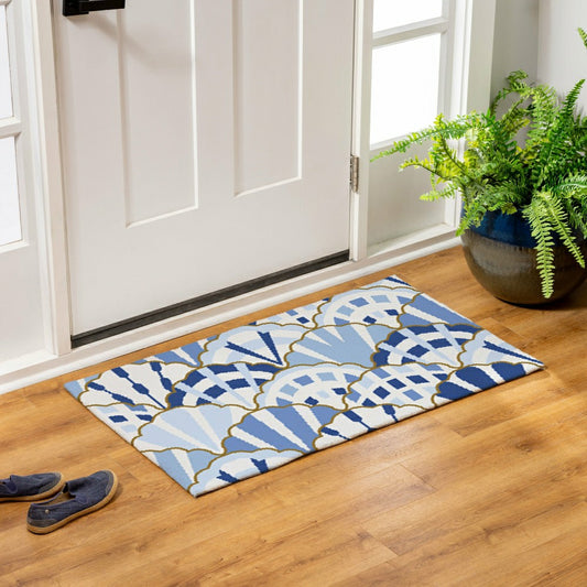 Plow & Hearth Blue Coastal Shells Pattern Indoor/Outdoor Hooked Rug 24"x42"