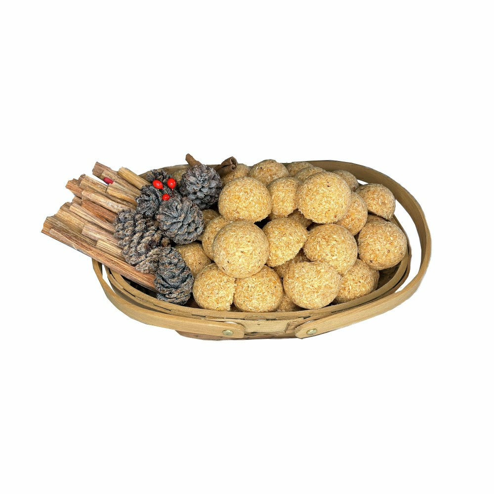 Plow & Hearth Fire Starter Gift Set in Picnic Basket