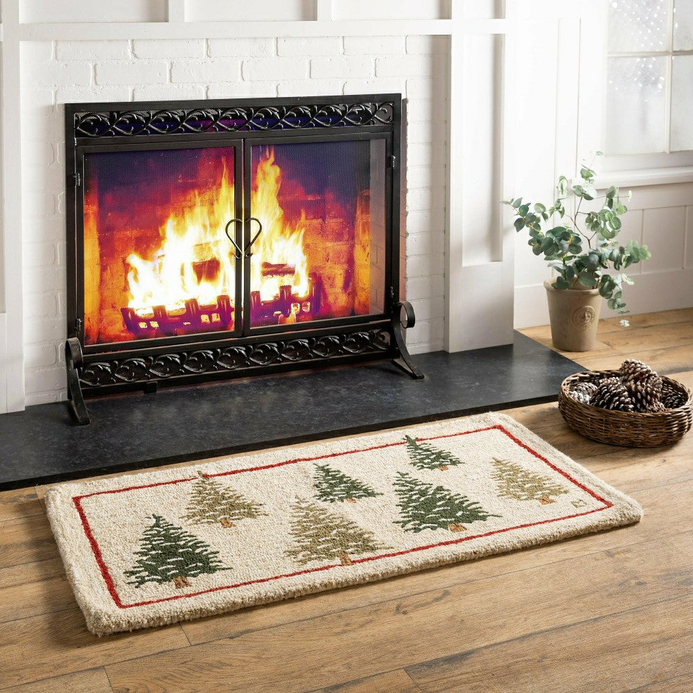 Plow & Hearth Large Cast Iron Scrollwork Fire Screen w/Doors