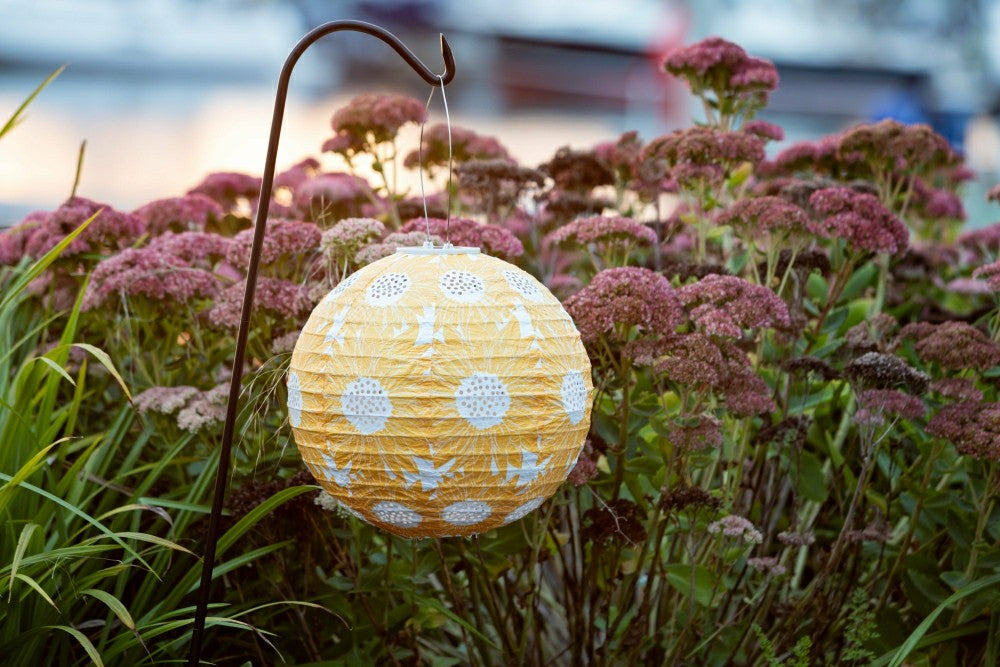 Plow & Hearth Soji Stella - Sunflower - 12" Solar Lantern