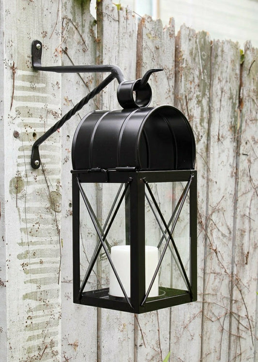 Plow & Hearth Travis House Lantern