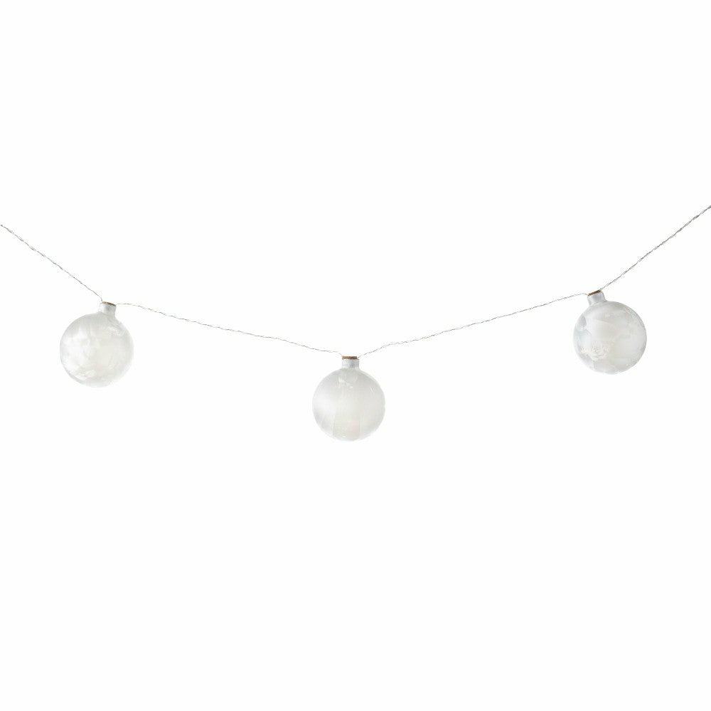 Plow & Hearth Globe Shaped Frosted String Light