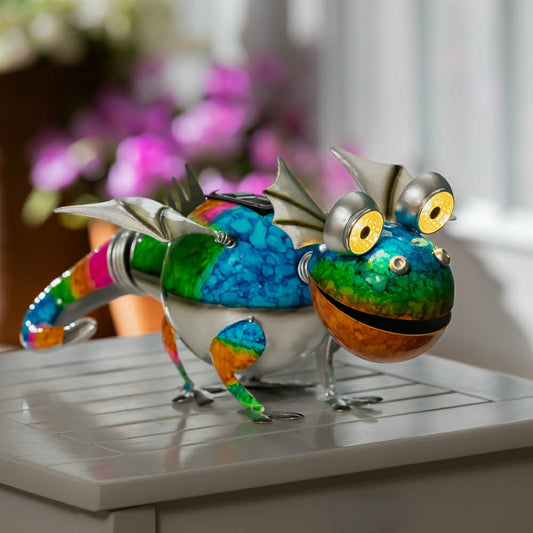 Plow & Hearth Solar Metal Gradient Chameleon Garden Statue