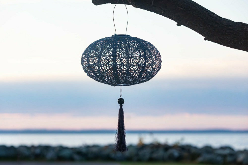 Plow & Hearth Soji Stella - Tassel Oval - 14" Solar Lantern