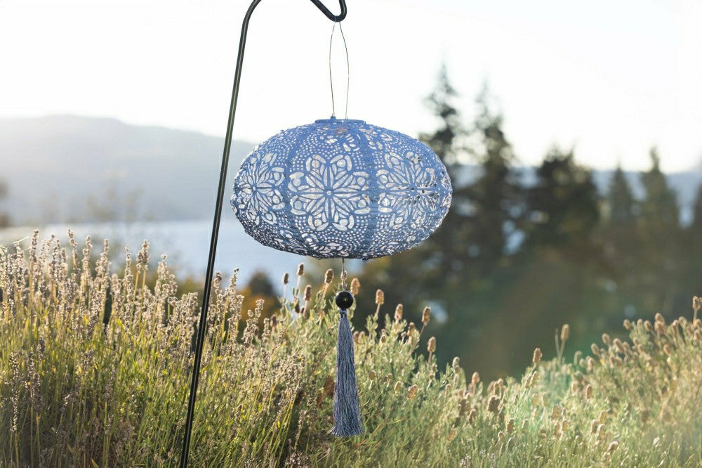 Plow & Hearth Soji Stella - Tassel Oval - 14" Solar Lantern
