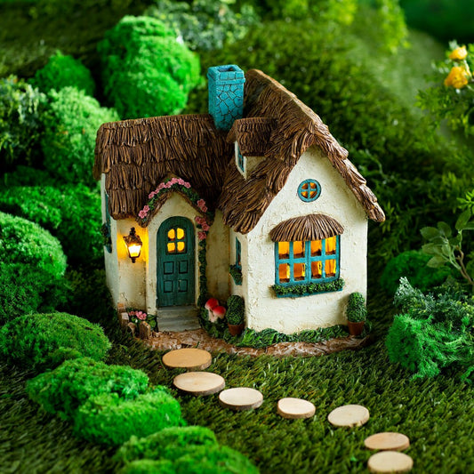 Plow & Hearth Miniature Fairy Garden Solar English Cottage House