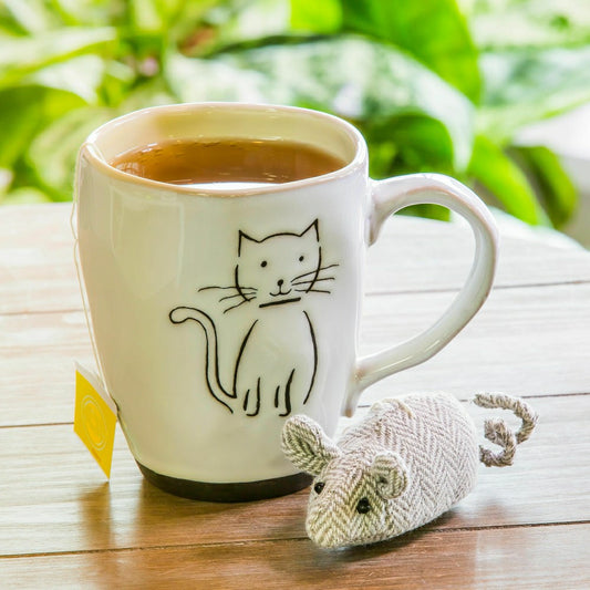 Plow & Hearth Pet Central Drinkware Gift Set Ceramic Cup and Mouse Toy, Pet Cat, 16o