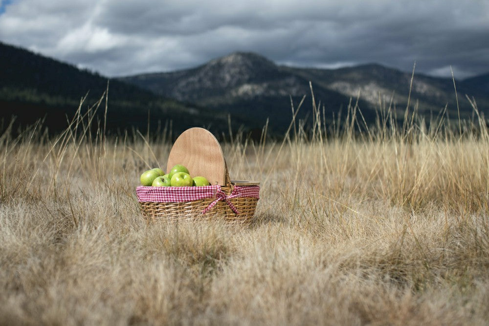 Plow & Hearth Country Picnic Basket