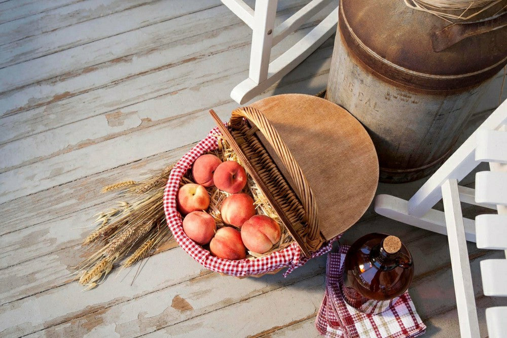 Plow & Hearth Country Picnic Basket