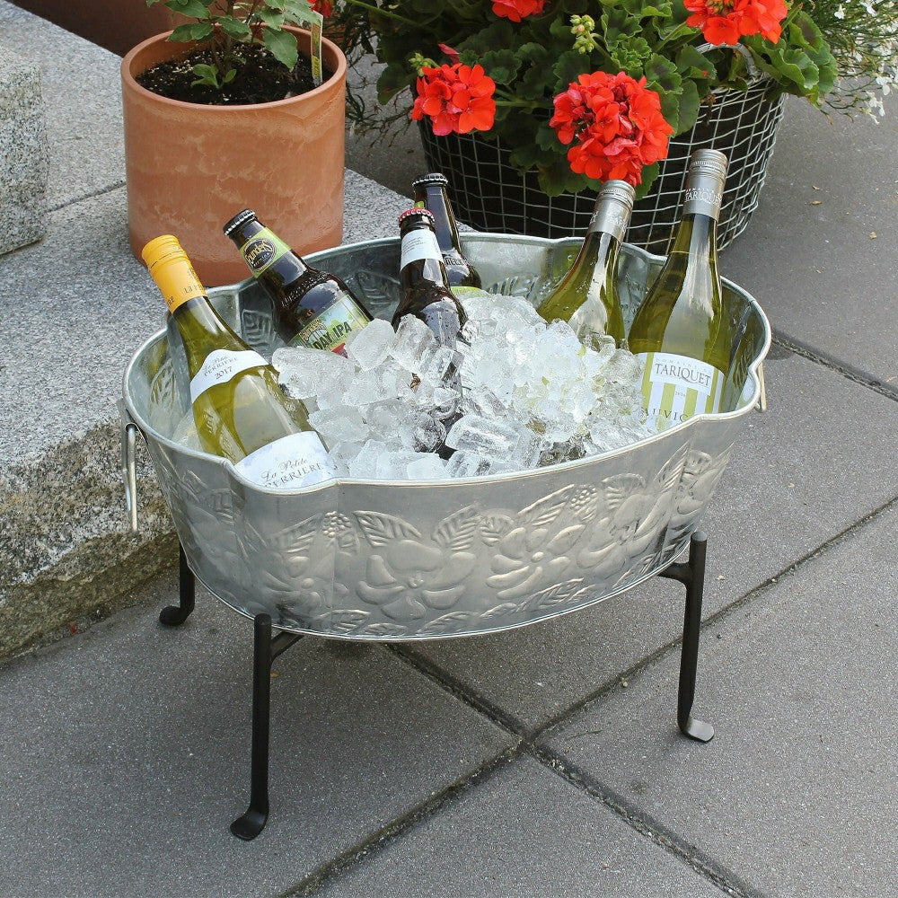 Plow & Hearth Galvanized Embossed Tub