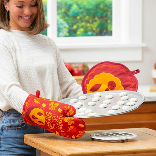 Plow & Hearth Seasonal Oven Mitt and Pot Holder Set