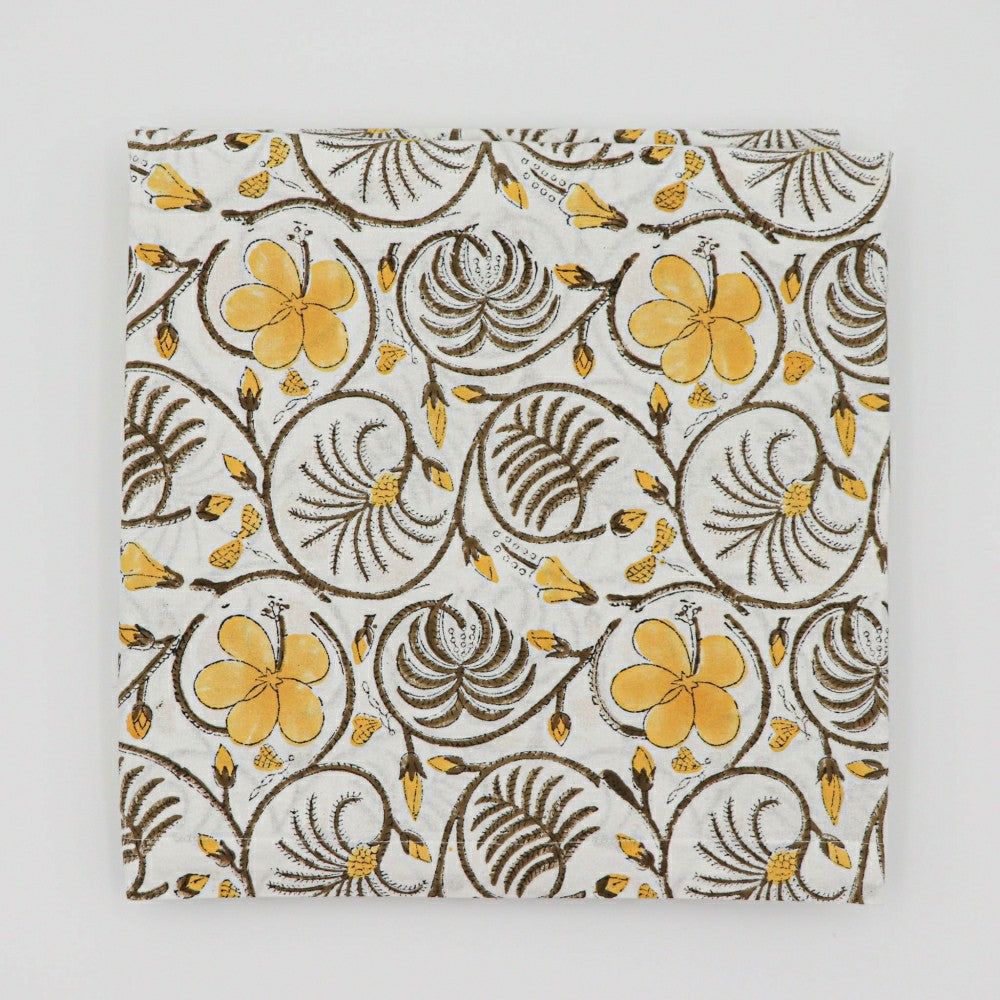 Plow & Hearth Summer of Love Tablecloth