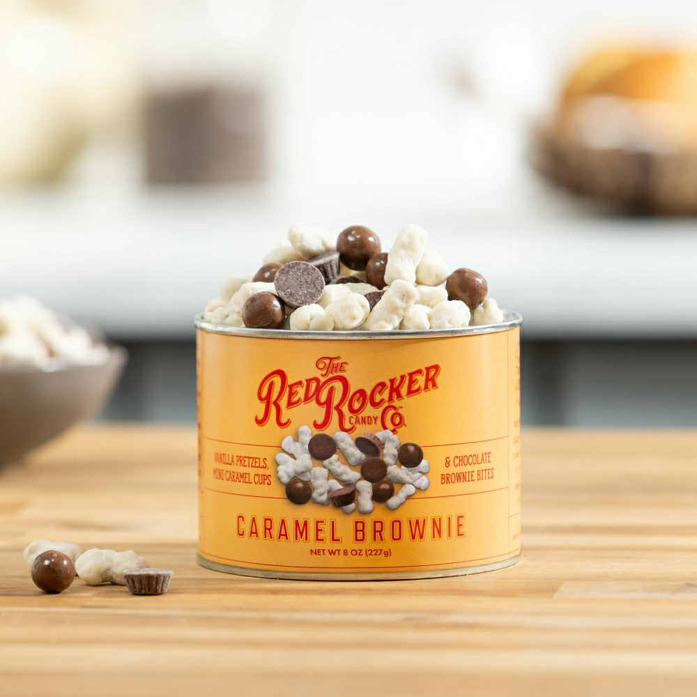 Plow & Hearth 8 oz. Red Rocker Caramel Brownie and Pretzel Mix