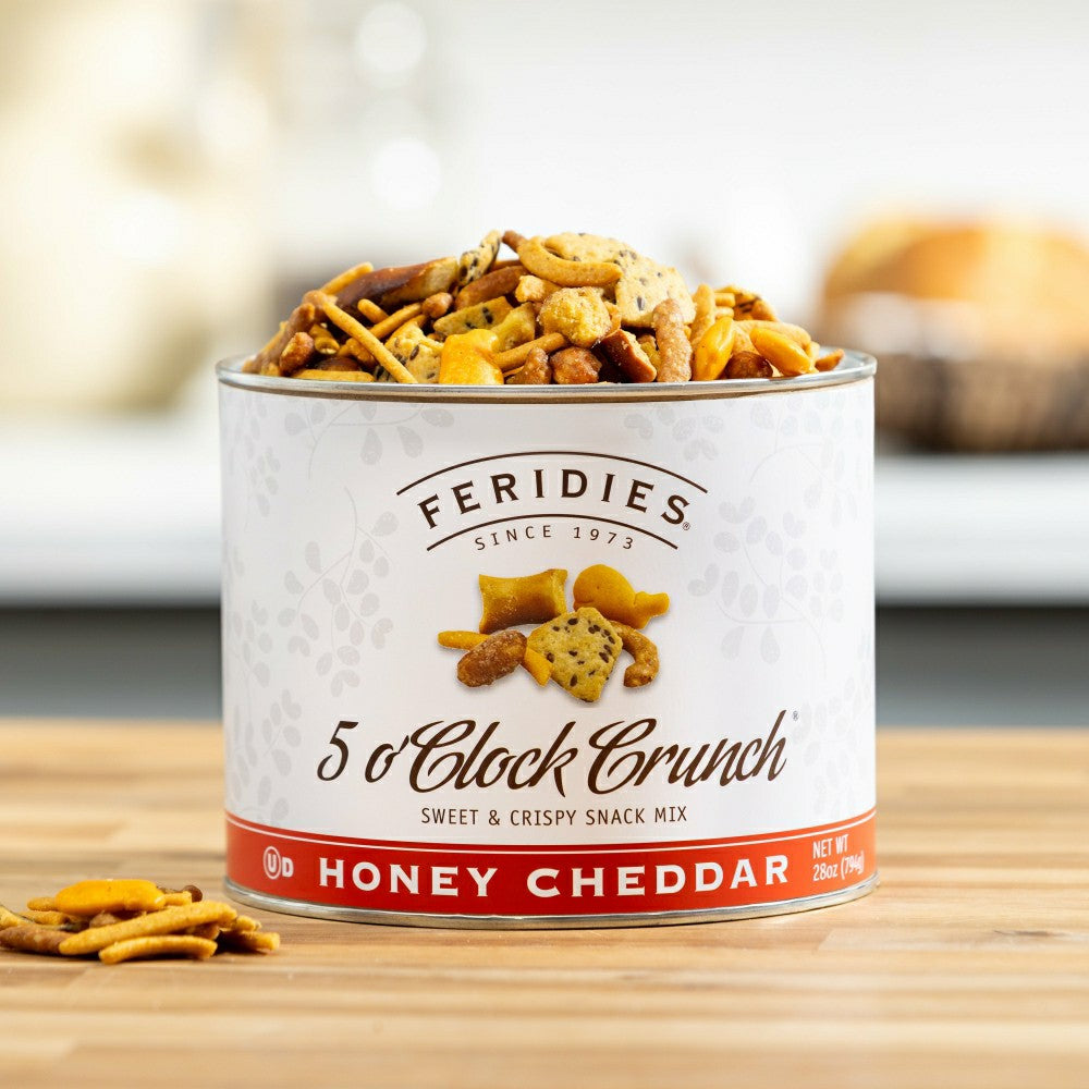 Plow & Hearth 5 O' Clock Crunch Peanuts, 28oz