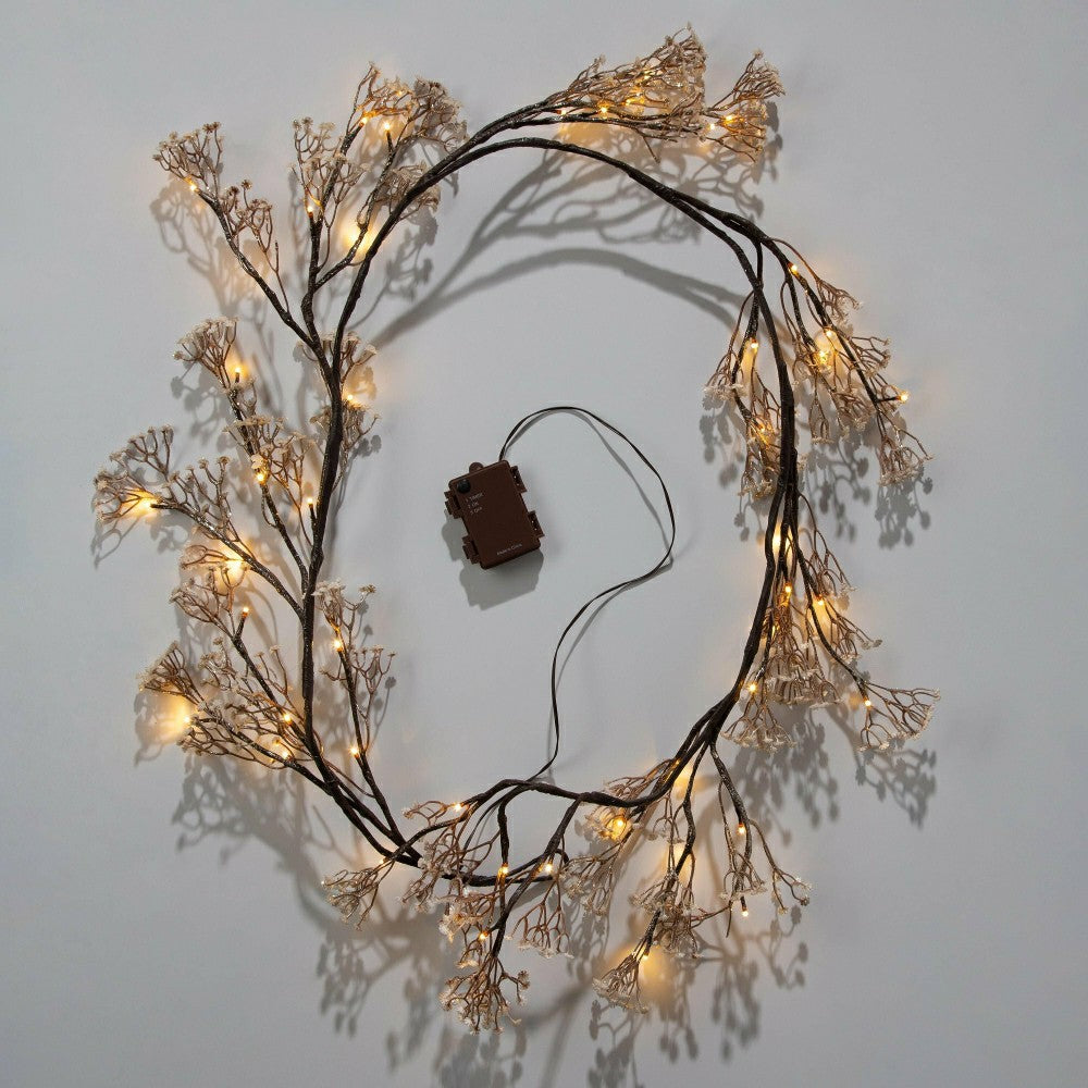 Plow & Hearth Indoor/Outdoor Lighted Baby's Breath Garland with Timer