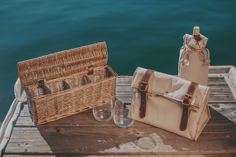 Plow & Hearth Charleston Picnic Basket