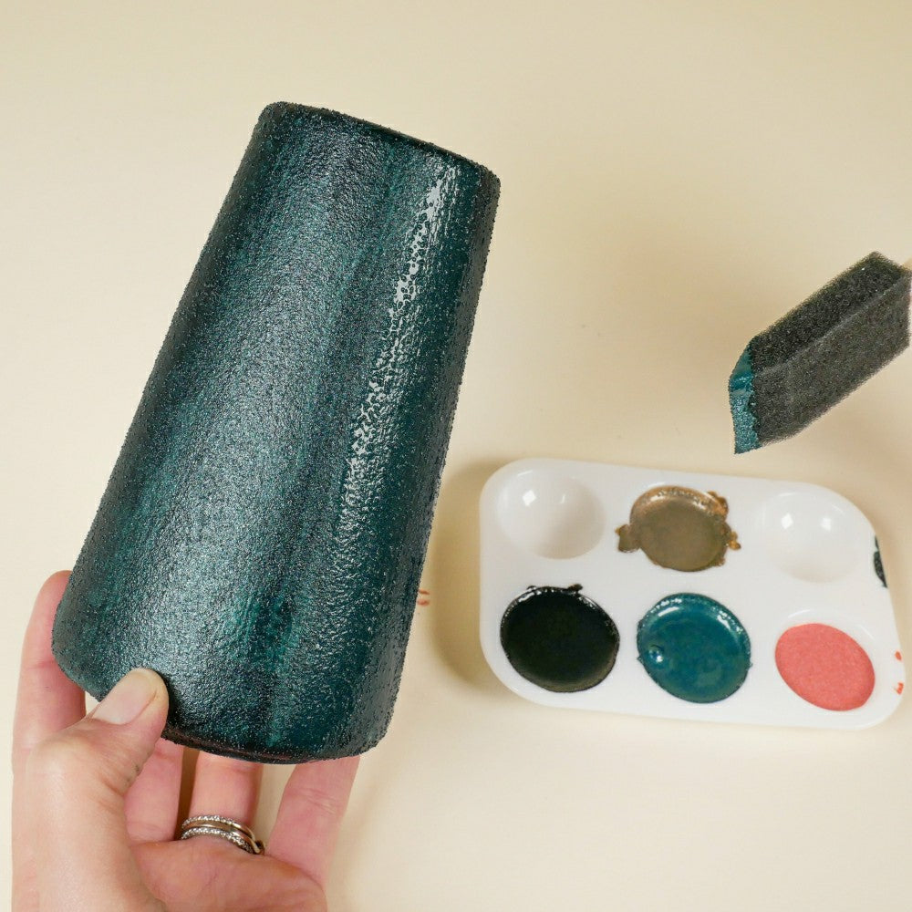 Plow & Hearth Sugar Metallic Painting Kit