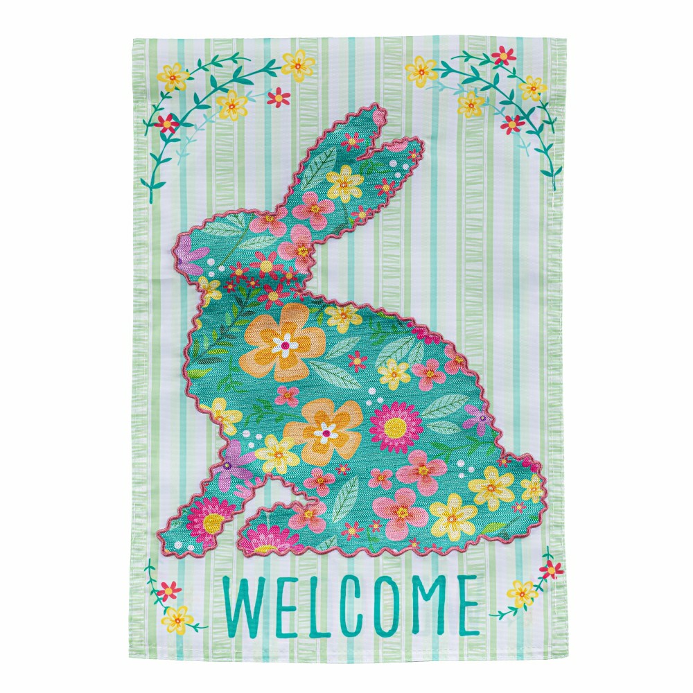 Plow & Hearth Floral Patterned Bunny Applique Garden Flag