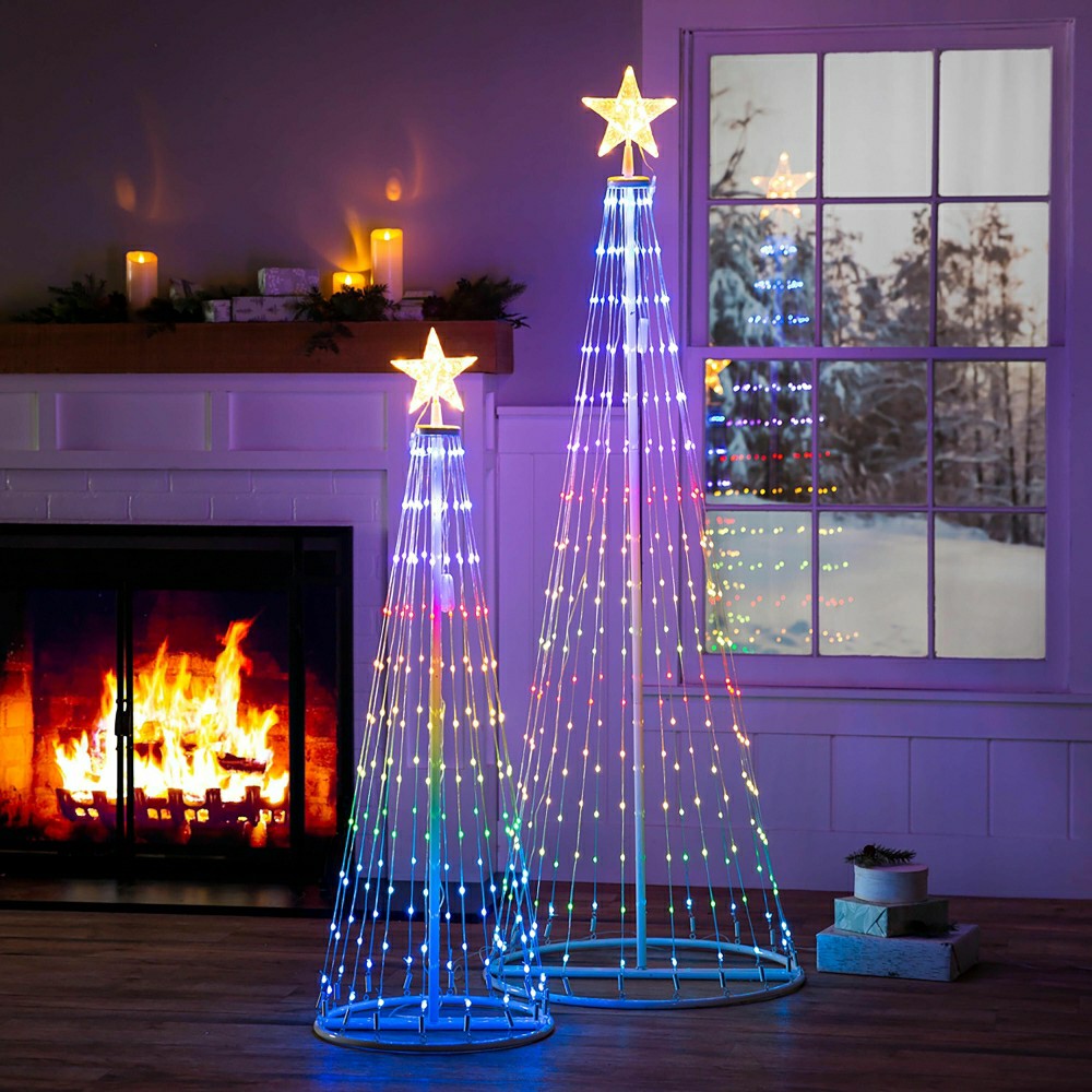 Plow & Hearth Indoor/Outdoor Christmas Tree Cone with Multicolor Lights, Small