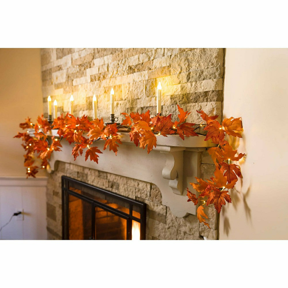 Plow & Hearth Indoor/Outdoor Lighted Maple Leaf Garland with 24 Lights