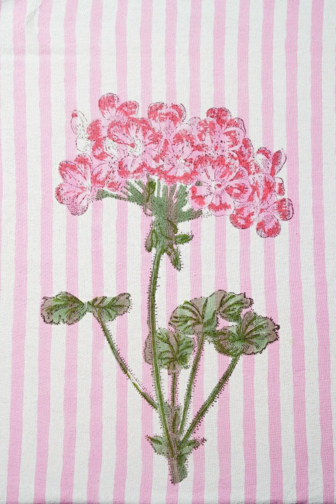 Plow & Hearth Pink Hydrangea Blockprint Tablecloth