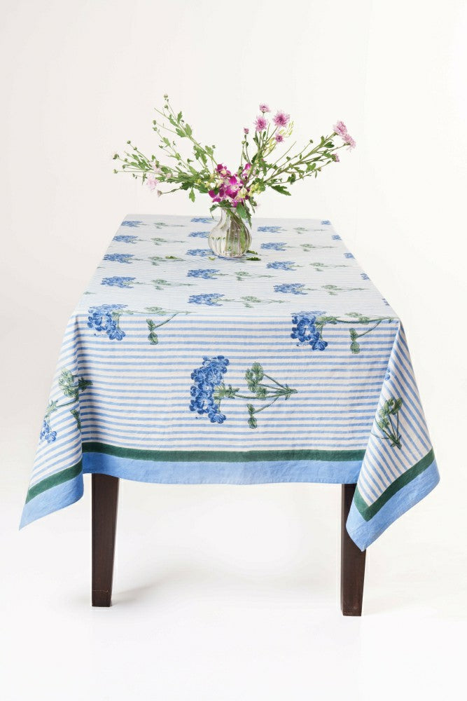 Plow & Hearth Blue Hydrangea Blockprint Tablecloth