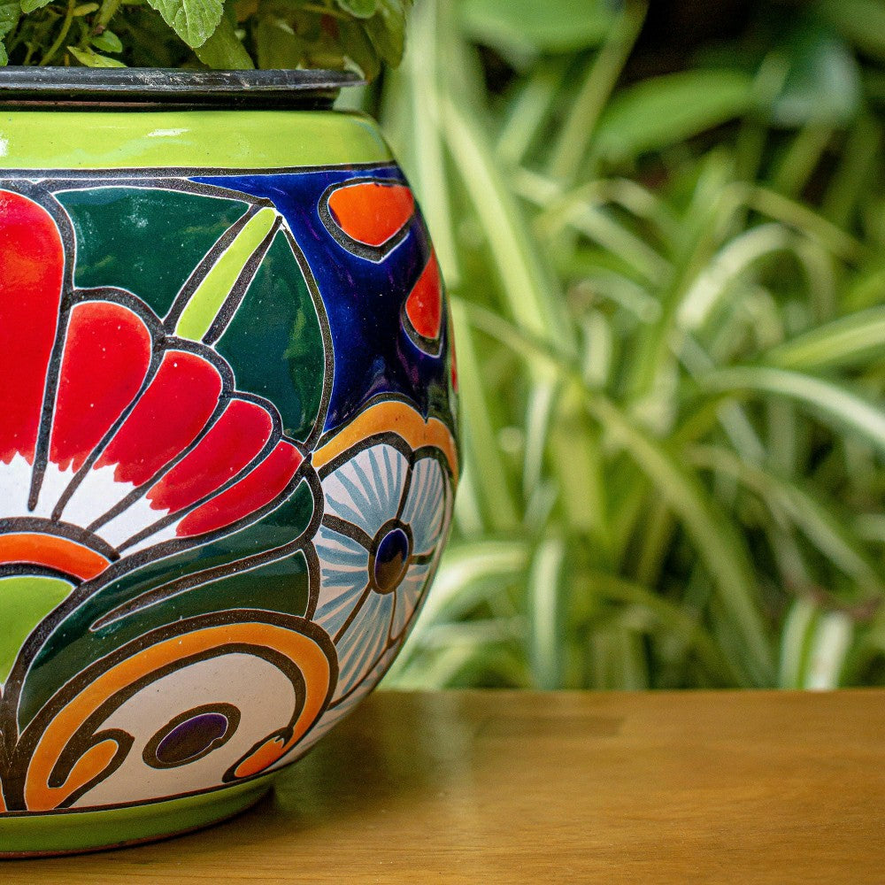 Plow & Hearth Green Talavera Baul Planter, Medium