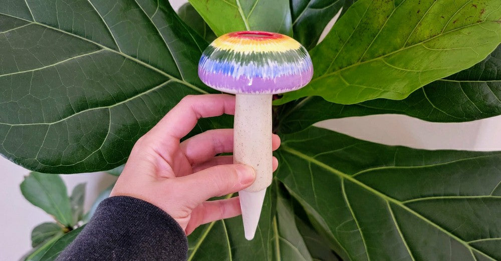 Plow & Hearth Large Mushroom Watering Spike