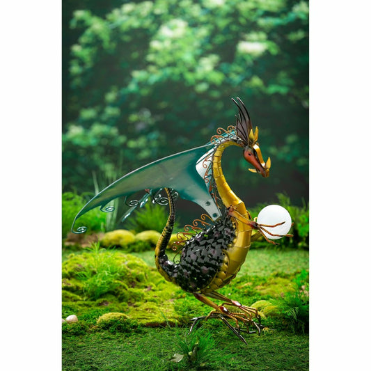 Plow & Hearth Dragon with Solar Light