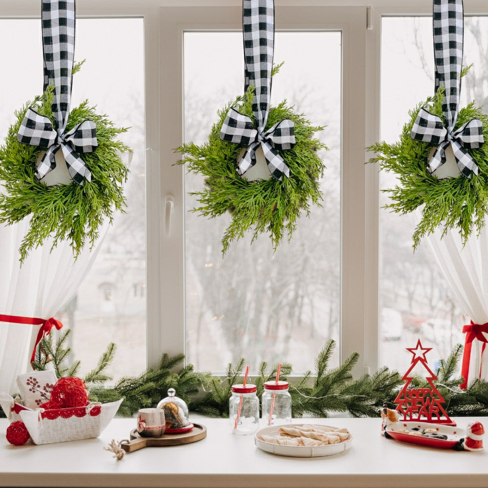 Plow & Hearth Mini Wreath