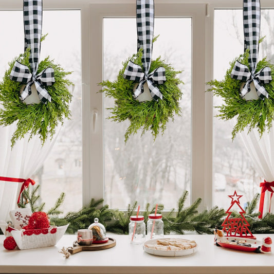 Plow & Hearth Mini Wreath