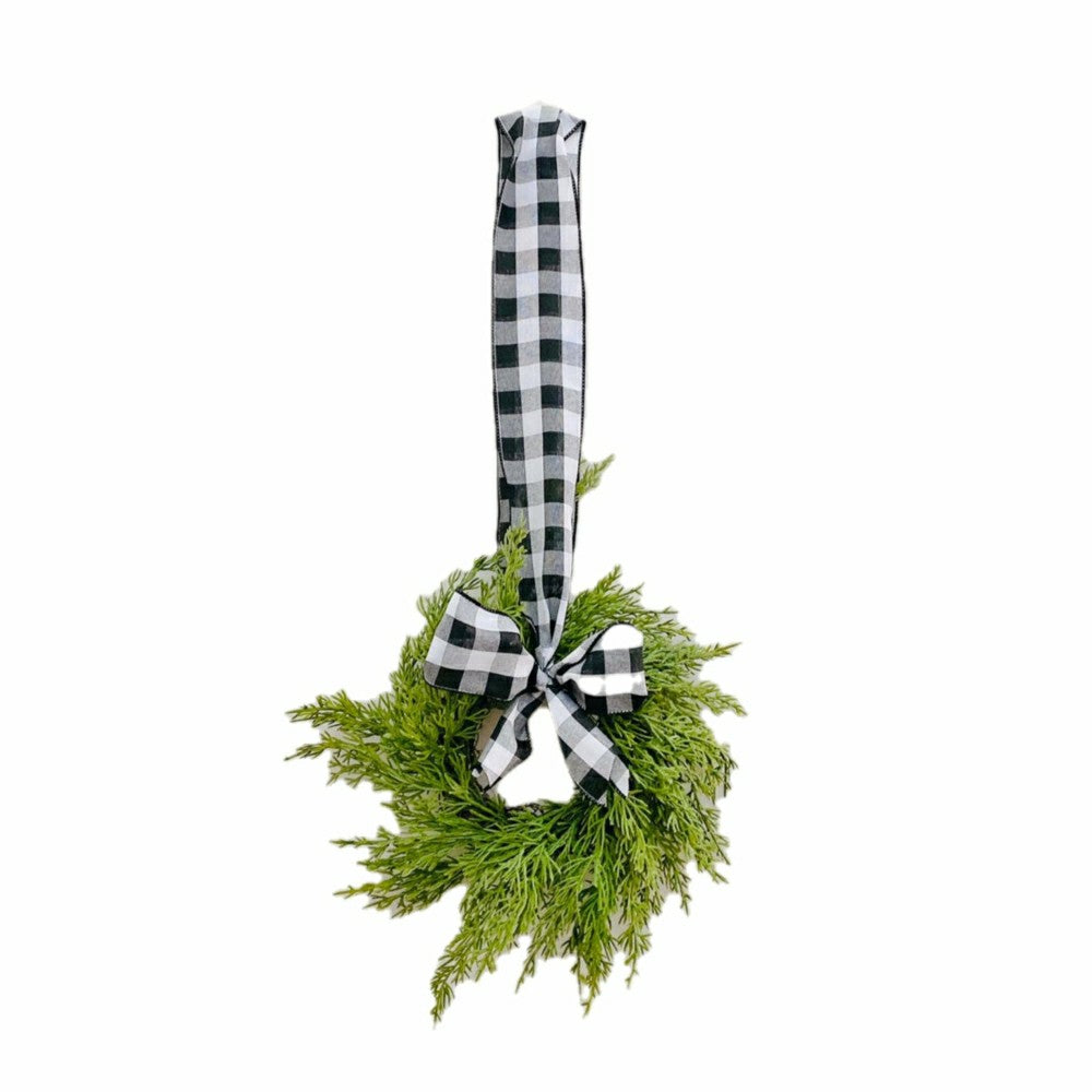 Plow & Hearth Mini Wreath