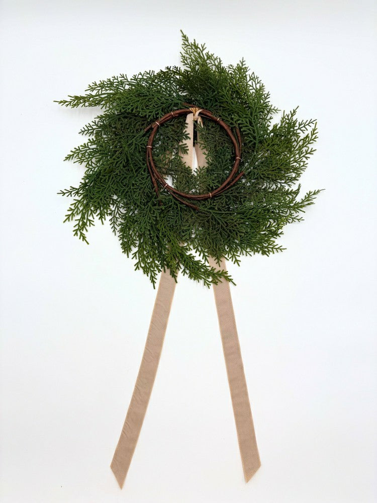 Plow & Hearth Neutral Mini Cedar Cabinet Wreaths with Ribbon