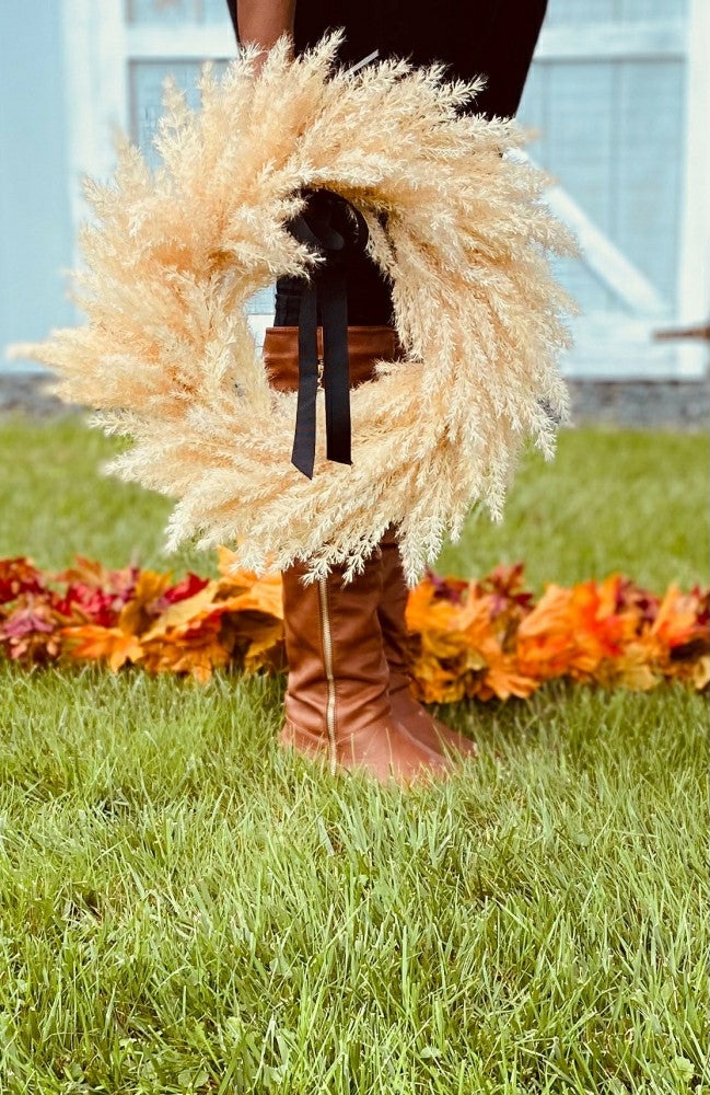 Plow & Hearth Boho Pampas Wreath
