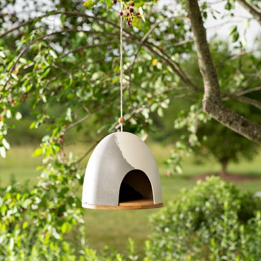 Plow & Hearth Igloo Shaped Birdhouse
