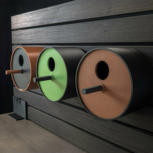 Plow & Hearth Circle Birdhouse