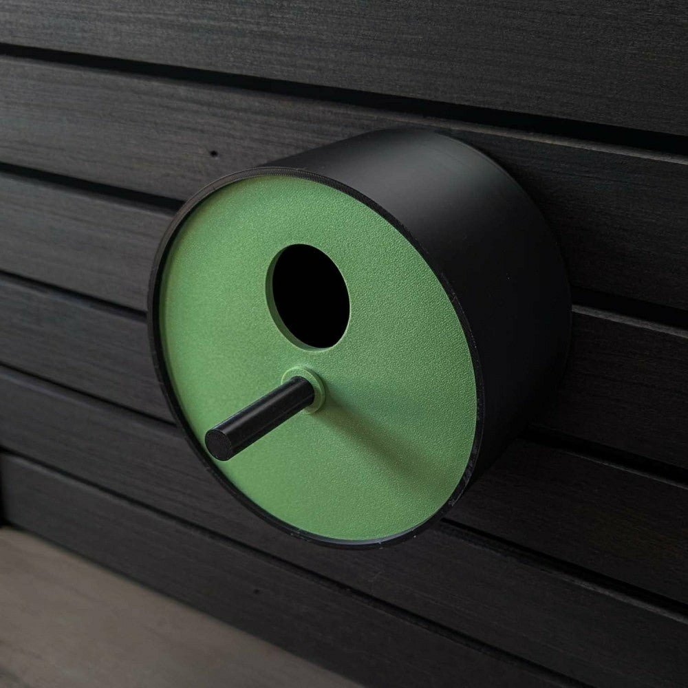 Plow & Hearth Circle Birdhouse